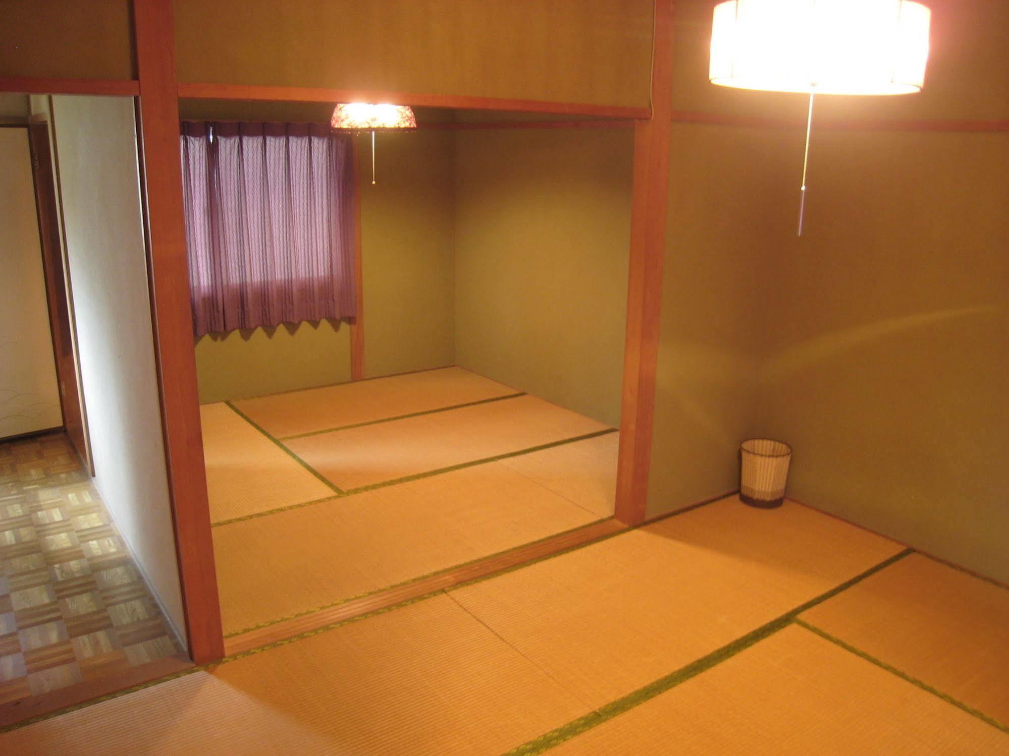 Nagasaki Kagamiya Hostel Bagian luar foto